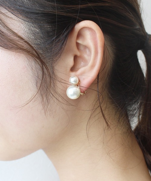 ダブルCパールイヤリング ダブルパールイヤリング【結婚式/フォーマル/デイリー】（イヤリング