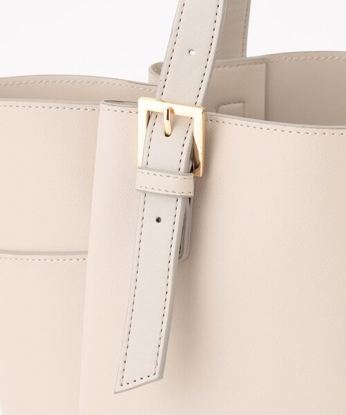 ANY SIS（エニィスィス）の「マルチポケットオフィストート バッグ（トートバッグ・レディース・ブラック系/ベージュ系・2）」の9枚目の写真