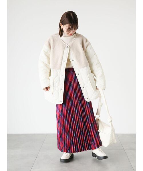 Lugnoncure（ルノンキュール）の「ノーカラーボアキルト切替コート（その他アウター・レディース・カーキ/ブラック/オフホワイト・F）」の8枚目の写真