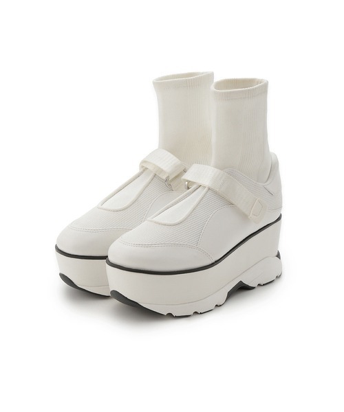 SNIDEL（スナイデル）の「ベルクロニットスニーカー（スニーカー・レディース・アイボリー/ブラック・SMALL/MEDIUM/LARGE）」の3枚目の写真