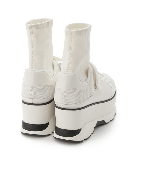 SNIDEL（スナイデル）の「ベルクロニットスニーカー（スニーカー・レディース・アイボリー/ブラック・SMALL/MEDIUM/LARGE）」の4枚目の写真