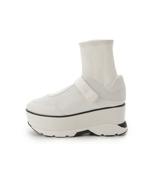 SNIDEL（スナイデル）の「ベルクロニットスニーカー（スニーカー・レディース・アイボリー/ブラック・SMALL/MEDIUM/LARGE）」の5枚目の写真