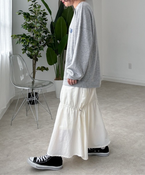 EPIMI E'PIMMY（エピミエピミー）の「ナイロンドロストティアードスカート（スカート・レディース・アイボリー/ブラック/カーキ・MEDIUM）」の13枚目の写真