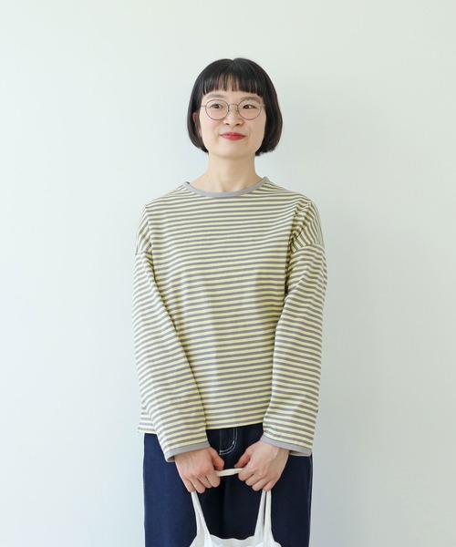 PAR ICI（パーリッシィ）の「ボーダー配色バインダー BIGカットソー（Tシャツ/カットソー・レディース・グリーン/サックスブルー/ピンク系その他/カーキ/ブラック/マスタード/イエロー/オレンジ/ライトブルー/ダークブラウン/グリーン系その他/ピンク系その他2・FREE）」の17枚目の写真