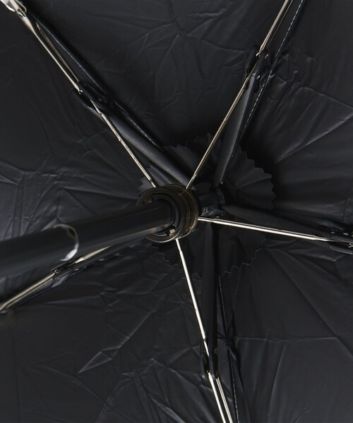 BEAUTY&YOUTH UNITED ARROWS（ビューティーアンドユースユナイテッドアローズ）の「UV プロテクション アンブレラ -晴雨兼用-（折りたたみ傘・レディース・ライトブルー/ブラック/ナチュラル・FREE）」の10枚目の写真