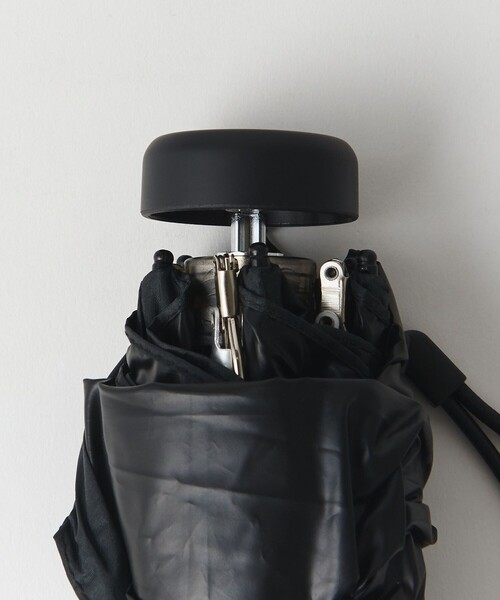 BEAUTY&YOUTH UNITED ARROWS（ビューティーアンドユースユナイテッドアローズ）の「UV プロテクション アンブレラ -晴雨兼用-（折りたたみ傘・レディース・ライトブルー/ブラック/ナチュラル・FREE）」の17枚目の写真