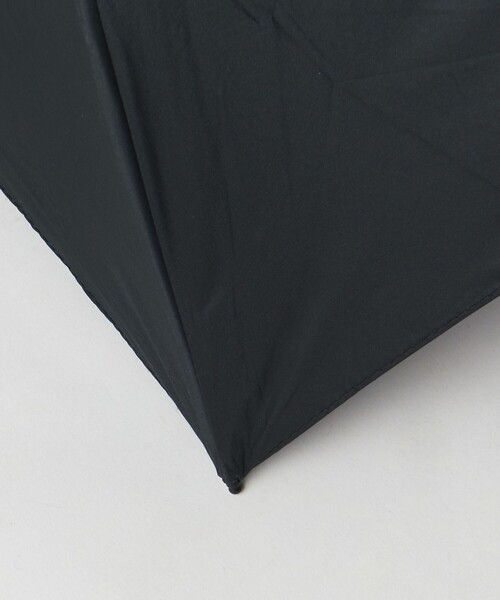 BEAUTY&YOUTH UNITED ARROWS（ビューティーアンドユースユナイテッドアローズ）の「UV プロテクション アンブレラ -晴雨兼用-（折りたたみ傘・レディース・ライトブルー/ブラック/ナチュラル・FREE）」の18枚目の写真