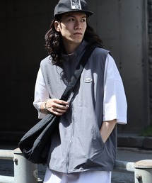 SUGGESTION | ナイロンシリコンワッペン付きベスト(ベスト)