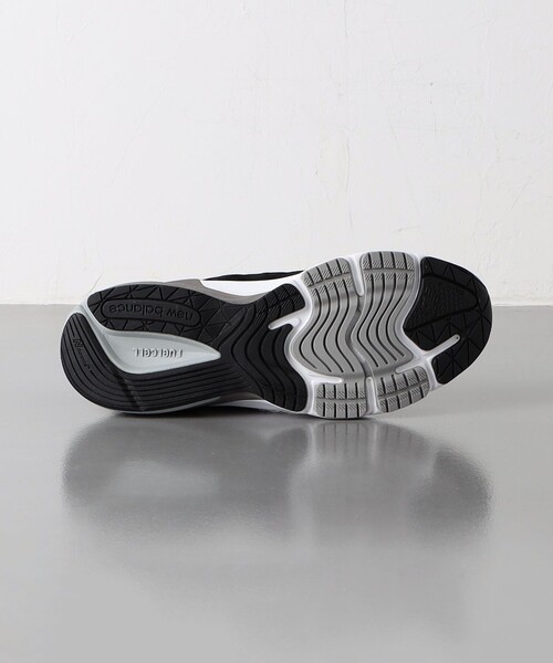 NEW BALANCE（ニューバランス）の「＜New Balance＞ M990BK6/スニーカー（スニーカー・メンズ・ブラック・28.5cm/28cm/26cm/29cm/27.5cm/26.5cm/27cm/25.5cm/25cm）」の7枚目の写真