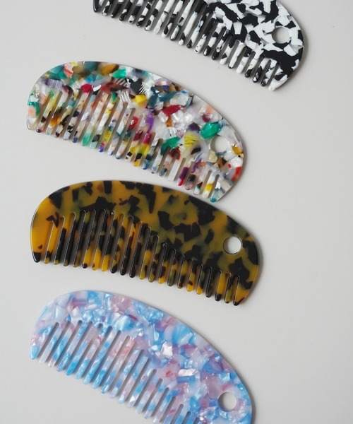 Port（ポート）の「アクリル ヘアコーム / コーム / ヘアブラシ / くし_（ヘアブラシ・レディース・マルチ/ホワイト×ブラック/ブルー/ブラウン・FREE）」の11枚目の写真