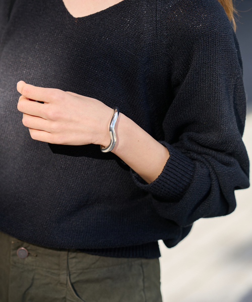新品！AGMES SMALL ASTRID CUFF バングル　シルバー Small astrid cuff by AGMES | Finematter