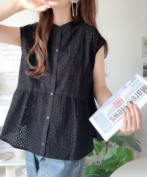 classicalelf（クラシカルエルフ）の「上品な透け感が◎綿100％前後2wayコットンレースぺプラムブラウス（シャツ/ブラウス・レディース・ホワイト/ブラック・LARGE/MEDIUM/SMALL/X-LARGE）」の2枚目の写真