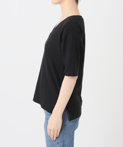 RITA（リタ）の「《NOBLE別注》RITA/リタ スラブVネックT（Tシャツ/カットソー・レディース・ブラック/サックスブルー/ホワイト/ベージュ・FREE）」の18枚目の写真