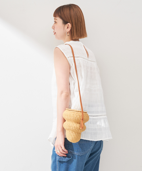 Simplicite（サンプリシテ）の「レースハギシュリンクブラウス（シャツ/ブラウス・レディース・ブラック/ホワイト・FREE）」の17枚目の写真