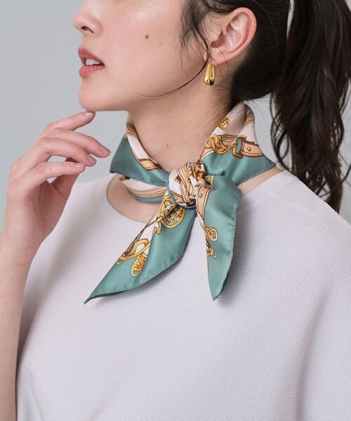 UNTITLED（アンタイトル）の「【手洗い／58cm正方形】ベルトプリントスカーフ（ストール/ショール・レディース・イエロー系4/ブルーグリーン/ピンク系1/ベージュ系その他7・99）」の15枚目の写真