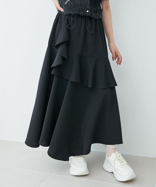 MAJESTIC LEGON（マジェスティックレゴン）の「ラインティアードスカート（スカート・レディース・アイボリー/ピンクベージュ/ブラック・SMALL/MEDIUM）」の5枚目の写真