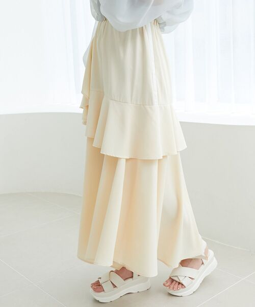 MAJESTIC LEGON（マジェスティックレゴン）の「ラインティアードスカート（スカート・レディース・アイボリー/ピンクベージュ/ブラック・SMALL/MEDIUM）」の19枚目の写真