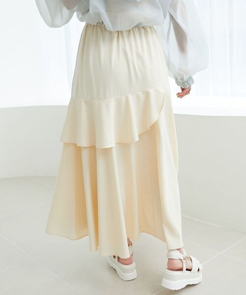 MAJESTIC LEGON（マジェスティックレゴン）の「ラインティアードスカート（スカート・レディース・アイボリー/ピンクベージュ/ブラック・SMALL/MEDIUM）」の18枚目の写真