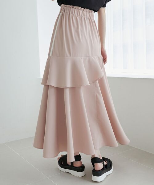 MAJESTIC LEGON（マジェスティックレゴン）の「ラインティアードスカート（スカート・レディース・アイボリー/ピンクベージュ/ブラック・SMALL/MEDIUM）」の11枚目の写真