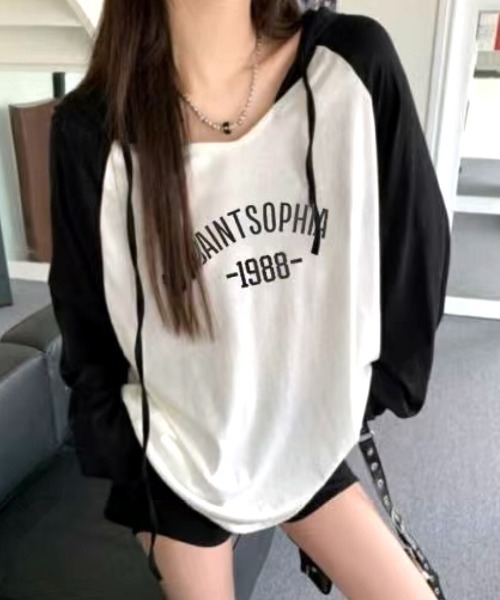 SHEENA(シーナ)の「ロゴプリントラグランフードロンT(Tシャツ/カットソー・レディース・ホワイト×ブラック・M)」の11枚目の写真