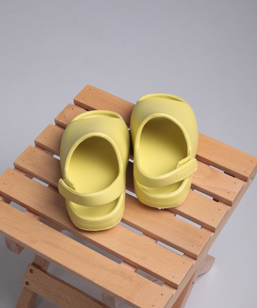 shoes365(シューズスリーシックスファイヴ)の「【shoes365】マジックテープ 防滑 子供サンダル (SS)(サンダル・レディース・オフホワイト/ブラック/グリーン/イエロー・130/140/150/160)」の7枚目の写真