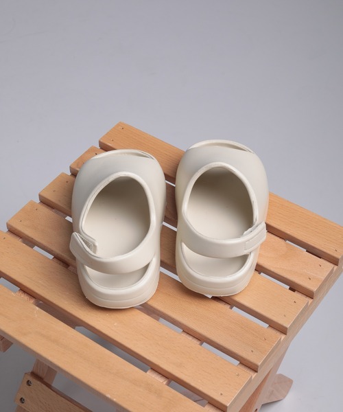 shoes365(シューズスリーシックスファイヴ)の「【shoes365】マジックテープ 防滑 子供サンダル (SS)(サンダル・レディース・オフホワイト/ブラック/グリーン/イエロー・130/140/150/160)」の18枚目の写真