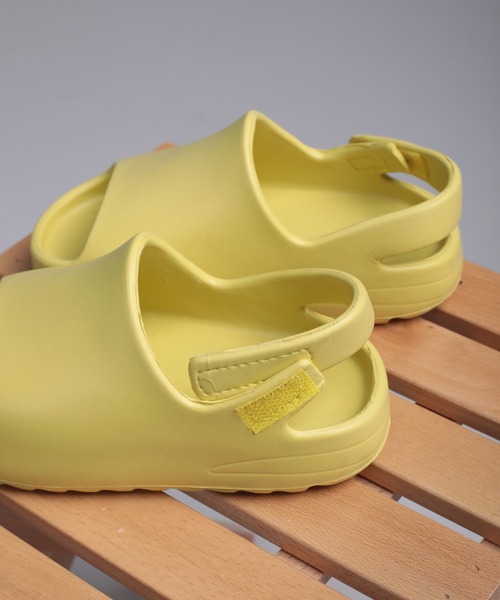 shoes365(シューズスリーシックスファイヴ)の「【shoes365】マジックテープ 防滑 子供サンダル (SS)(サンダル・レディース・オフホワイト/ブラック/グリーン/イエロー・130/140/150/160)」の21枚目の写真