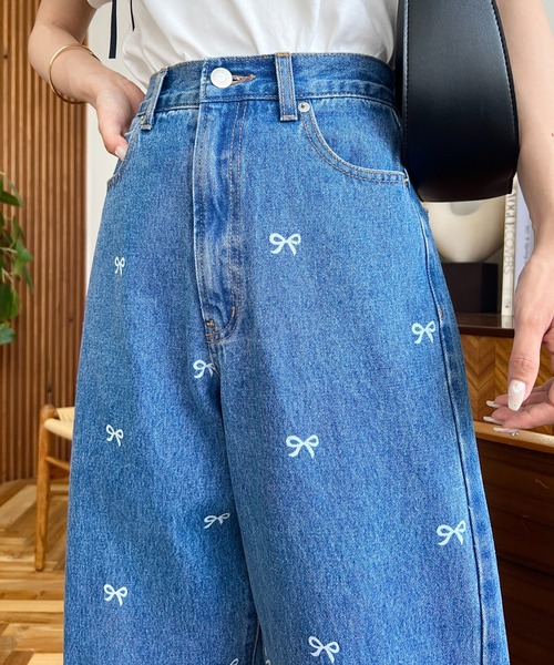 moment+(モーメントプラス)の「ドット&ハート&リボンプリントデニムパンツ(デニムパンツ・レディース・ブルー系その他/ブルー/サックスブルー/ブルー系その他2/ブルー系その他3/ブルー系その他4・S/M/L)」の10枚目の写真