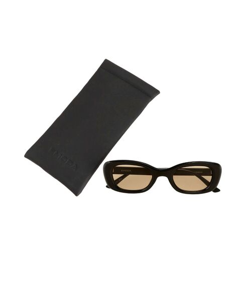 EMODA（エモダ）の「スクエアプランプアイウェア（サングラス・レディース・ブラウン/ブラック・FREE）」の18枚目の写真