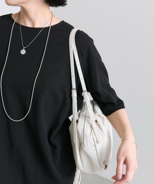 イアパピヨネ コロンボストンバッグ ブラック