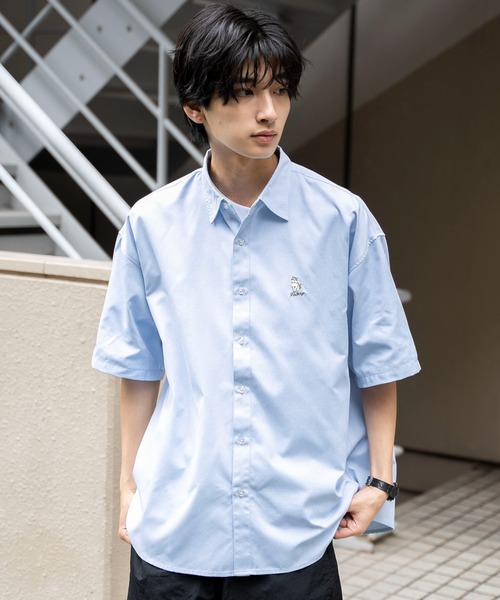 WEGO（ウィゴー）の「WEGO/イージーケアオックスフォードワンポイントシャツ（シャツ/ブラウス・メンズ・ホワイト/ベージュ/サックスブルー・SMALL/LARGE/MEDIUM）」の3枚目の写真