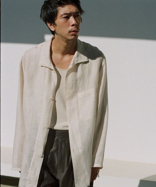 LIDNM(リドム)の「AKIHA LINEN STAND COLLAR SHIRT(シャツ/ブラウス・メンズ・ホワイト系その他・MEDIUM/SMALL/LARGE)」の1枚目の写真