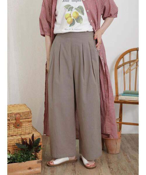 Samansa Mos2（サマンサ モスモス）の「【接触冷感】タックストレートパンツ（その他パンツ・レディース・キナリ/モカ/カーキ/ネイビー・F）」の2枚目の写真