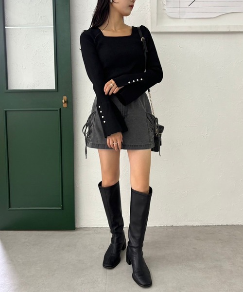 one after another NICE CLAUP(ワンアフターアナザーナイスクラップ)の「【WEB限定商品】パールボタンベルスリーブニット(ニット/セーター・レディース・グレー/ブラック/アイボリー/ピンク/ベージュ/ネイビー・FREE)」の17枚目の写真