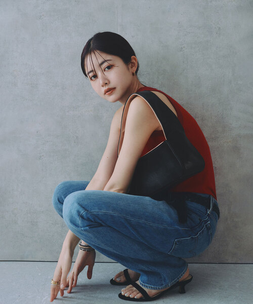 SLOBE IENA(スローブイエナ)の「GOOD FOR SLOBE別注 ワイドハンドルバッグ(ハンドバッグ・レディース・ブラック/ホワイト・FREE)」の4枚目の写真