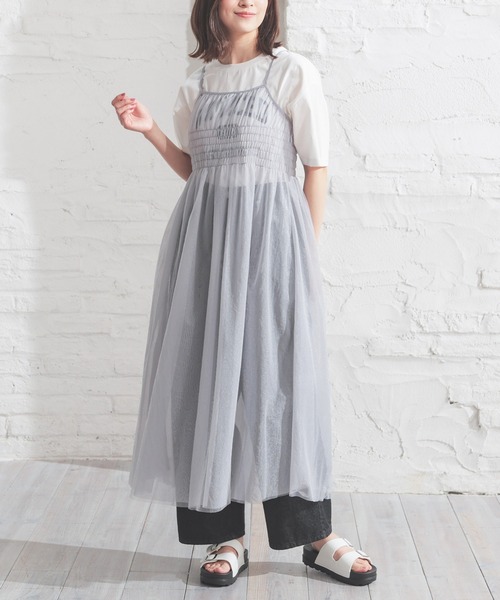 Honeys（ハニーズ）の「シアーチュールキャミワンピース（ワンピース・レディース・チャコールグレー/グレー/ブラック/アイボリー・LL/S/M/L）」の4枚目の写真