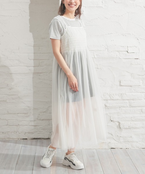 Honeys（ハニーズ）の「シアーチュールキャミワンピース（ワンピース・レディース・チャコールグレー/グレー/ブラック/アイボリー・LL/S/M/L）」の2枚目の写真