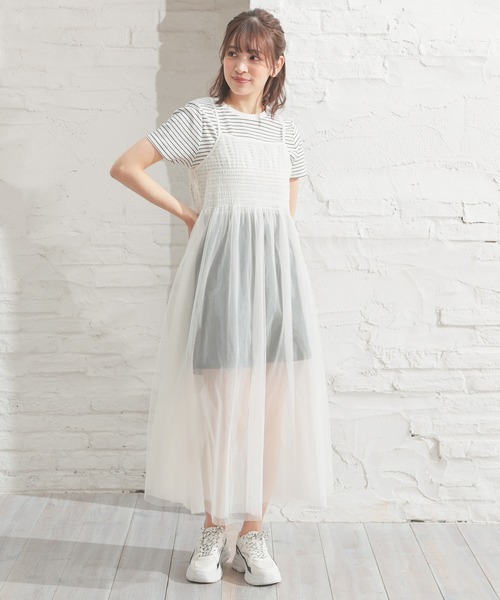 Honeys（ハニーズ）の「シアーチュールキャミワンピース（ワンピース・レディース・チャコールグレー/グレー/ブラック/アイボリー・LL/S/M/L）」の5枚目の写真