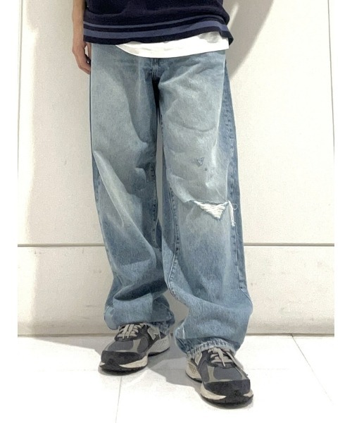 GAP（ギャップ）の「ウォッシュウェル バギーデニム ジーンズ（デニムパンツ・メンズ・ライトインディゴブルー・29W 30L/30W 30L/31W 32L/28W 30L/36W 32L/34W 32L/32W 32L/33W 32L/32W 30L/31W 30L）」の5枚目の写真