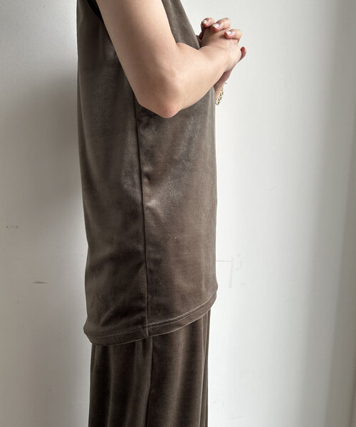 DouDou（ドゥドゥ）の「トリアセベロアタンク（Tシャツ/カットソー・レディース・カーキ/グレー・FREE）」の3枚目の写真