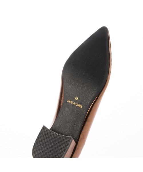 noyau（ノヤウ）の「ポインテッドトゥスリットフラットパンプス（パンプス・レディース・ゴールド/シルバー系その他/ブラック・M/S/LL/L）」の7枚目の写真