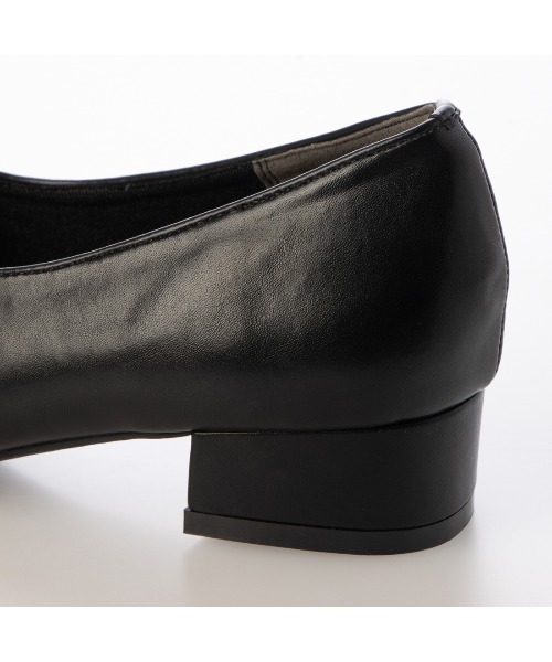 noyau（ノヤウ）の「ポインテッドトゥスリットフラットパンプス（パンプス・レディース・ゴールド/シルバー系その他/ブラック・M/S/LL/L）」の18枚目の写真