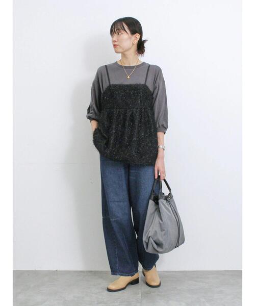 Samansa Mos2 blue（サマンサモスモスブルー）の「ラメフェザーキャミビスチェ（シャツ/ブラウス・レディース・ブラック/キナリ/チャコールグレー・F）」の8枚目の写真