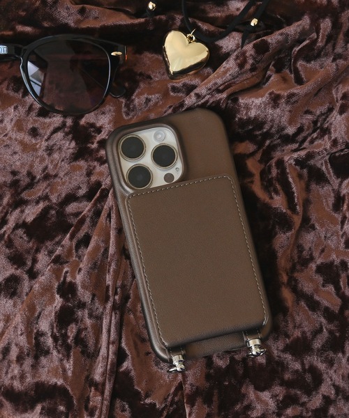 An+u(アンユー)の「メタリックスマホケース iPhone16pro(スマホケース/カバー・レディース・ブロンズ/ゴールド/ブラック/シルバー/ガンメタ・ONE SIZE)」の22枚目の写真