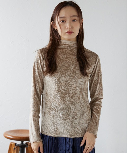 ap retro(アプレトロ)の「フラワーデザインシアーベロアハイネック(Tシャツ/カットソー・レディース・モカ/カーキ/オフホワイト/ベージュ/ブラック・FREE)」の20枚目の写真