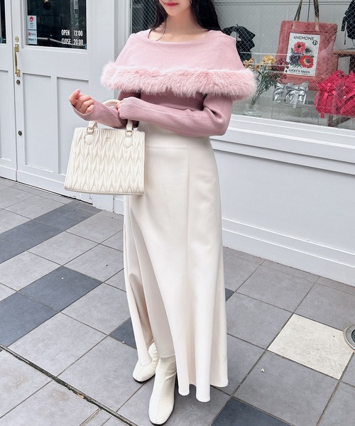 INGNI（イング）の「ファー付ケープニット（ニット/セーター・レディース・ピンク/グレー/ブラック/アイボリー・M）」の10枚目の写真