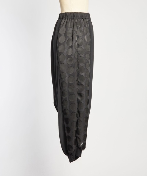 gomme（ゴム）の「ブラックライン　ローパンツ（その他パンツ・レディース・ブラック・MEDIUM）」の6枚目の写真