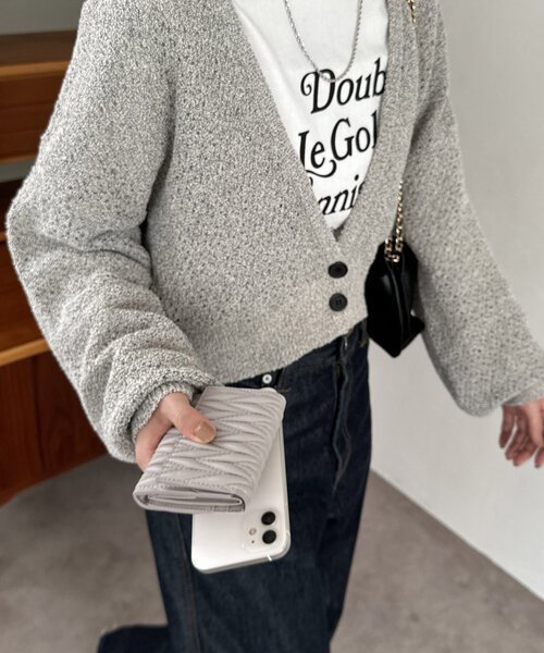 DISCOAT（ディスコート）の「キルティング三つ折りウォレット（財布・レディース・ピンク/ブラック/グレイッシュベージュ・FREE）」の5枚目の写真