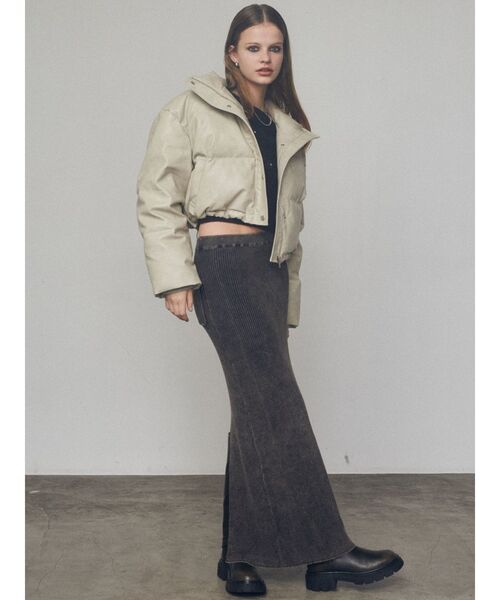 EMODA（エモダ）の「ウォッシュリブマキシスカート（スカート・レディース・ブルー/シルバー/ブラック/ベージュ・FREE）」の15枚目の写真