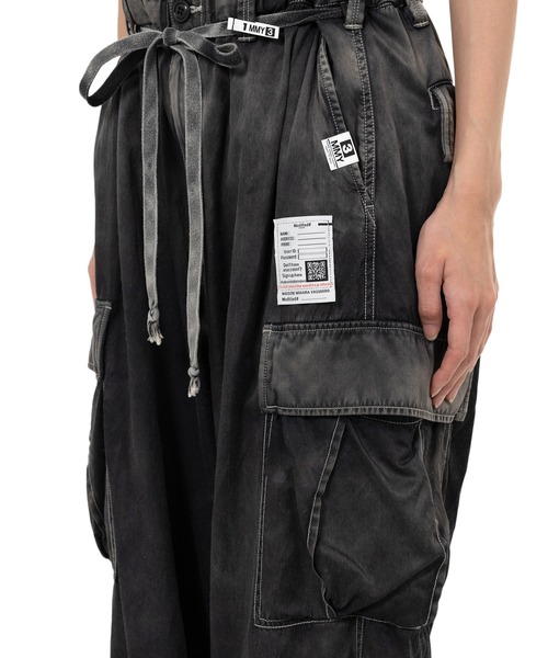 Maison MIHARA YASUHIRO(メゾンミハラヤスヒロ)の「Cotton Satin Cargo Pants(カーゴパンツ・レディース・ブラック・36/38)」の12枚目の写真